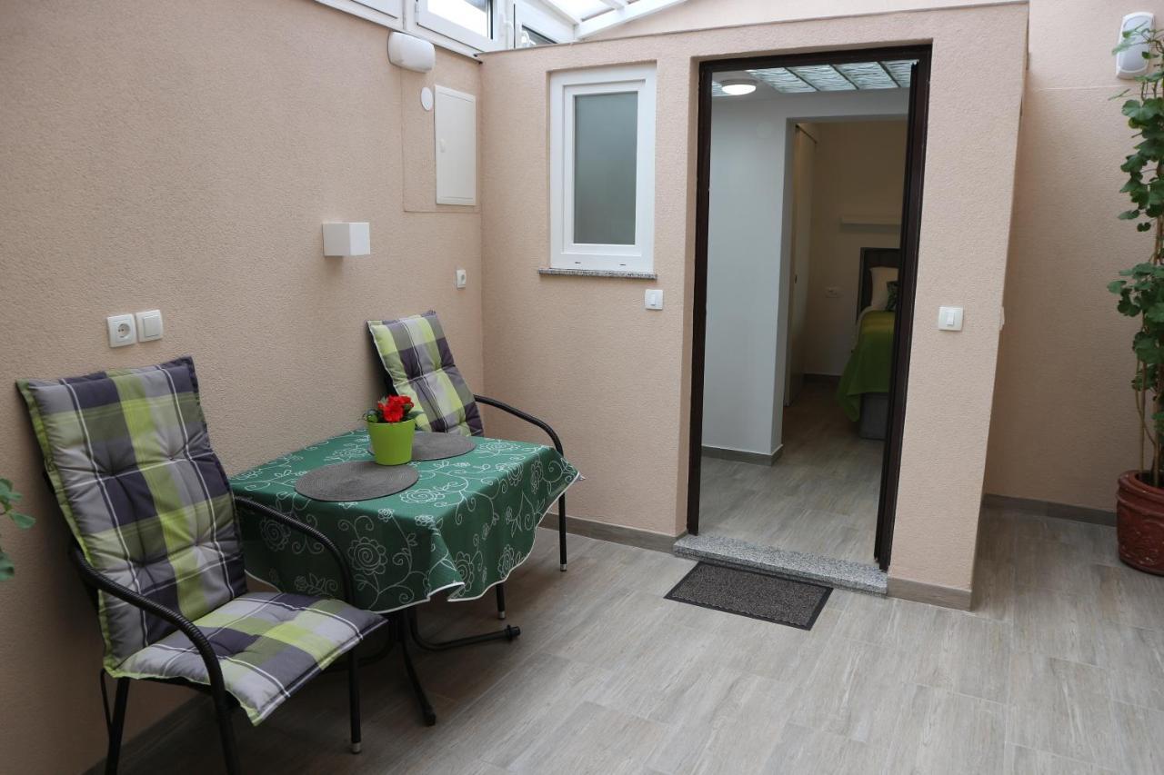 Apartments Komel I Опатія Екстер'єр фото