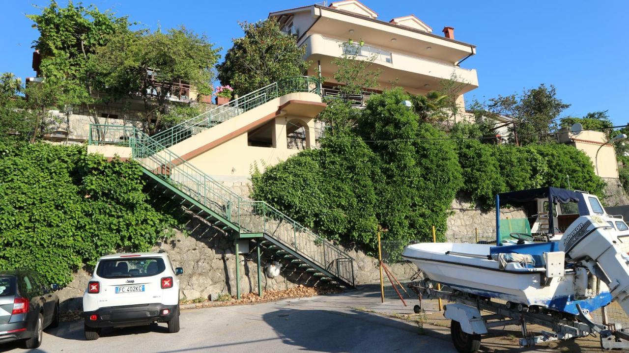 Apartments Komel I Опатія Екстер'єр фото